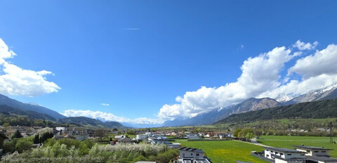 Panoramablick und Garage inklusive! 3 Zimmerwohnung in Volders