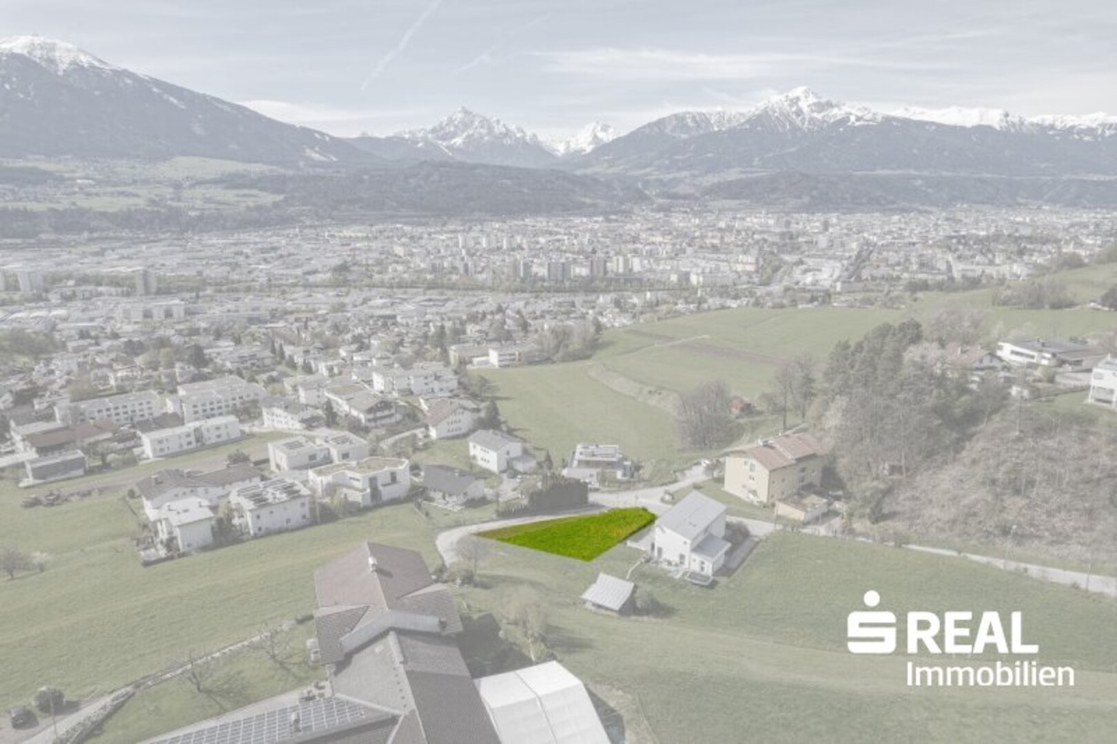 Ihr Zuhause über den Dächern Innsbrucks – Baugrund in einzigartiger Lage
