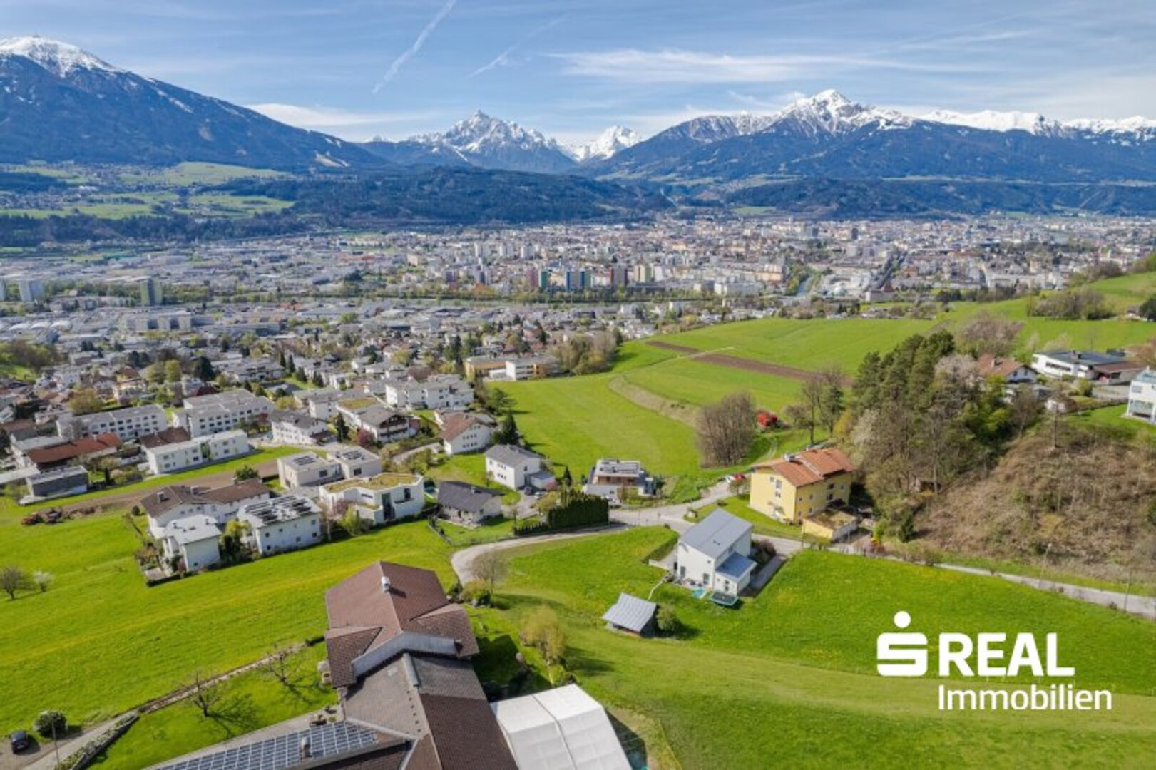Ihr Zuhause über den Dächern Innsbrucks – Baugrund in einzigartiger Lage