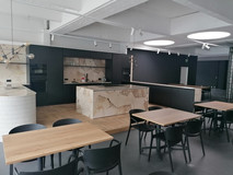 Veranstaltungs-/Ausstellungsfläche - erweiterbar