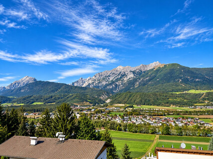 Einfamilienhaus mit 836 m² Grundstück und großem Potenzial in Pill