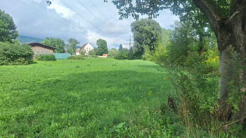 IBK-Hötting in Flughafen-Innnähe: Verpachtung von Kleingärten mit ca. 150m² NF!