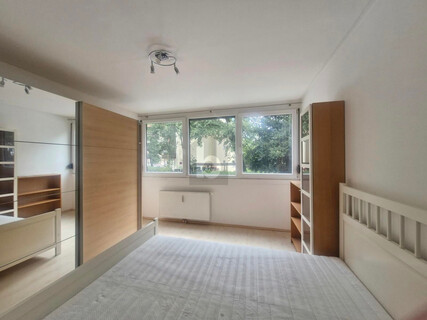 RUHIG WOHNEN & WOHLFÜHLEN MIT BALKON IN DER MARIATROSTERSTRASSE