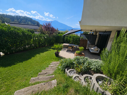 Neuwertige Gartenwohnung in Mühlau / 78 qm Garten 14 qm Terrasse / TG / provisionsfrei