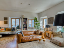 Historisch modern wohnen im kernsanierten 3-Parteien-Haus