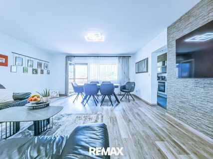 4-Zimmer-Wohnung mit Balkon & Duplexgarage in Telfs!