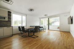 Exklusive Terrassenwohnung in Igls mit Ausblick,  Tiefgaragenplatz und Lift