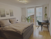 2-Zimmer-Wohnung mit großen Balkon - voll möbliert