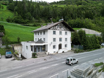 Wohn- und Geschäftshaus "Neuer Zoll" in Fließ  |  ZU VERKAUFEN