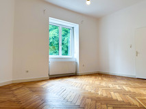 PROVISIONSFREI: Licht­durch­flutete 3-Zi-Altbau­­wohnung (90 m²) mit Balkon &amp; Keller in Innsbruck-Wilten