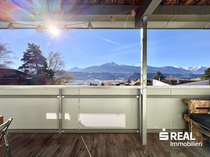 Sanierte 2-Zimmer-Wohnung mit Südbalkon-LAGE,LAGE,LAGE!