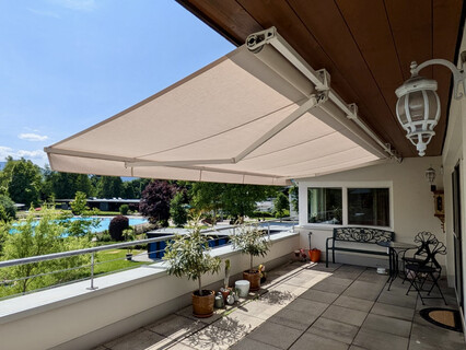 Möblierte 3 Zimmer Maisonette mit 2 Tiefgaragenplätzen 