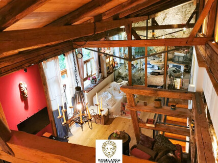 NEU! Reduzierter Preis! Historisches Haus mit zusätzlichen Geschäfts- Büroflächen  aus dem Jahre 1577 am Marktplatz