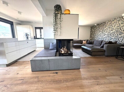 Luxuriöse Dachgeschoß Maisonette mit traumhafter Terrasse in Bestlage von Mils-Provisionsfrei!