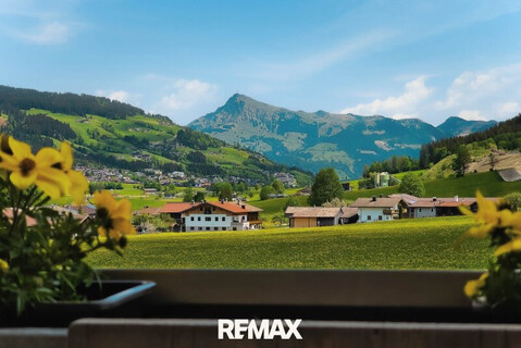 Wohnen mit Bergpanorama – Hochwertige Wohnung mit Blick auf das Kitzbüheler Horn