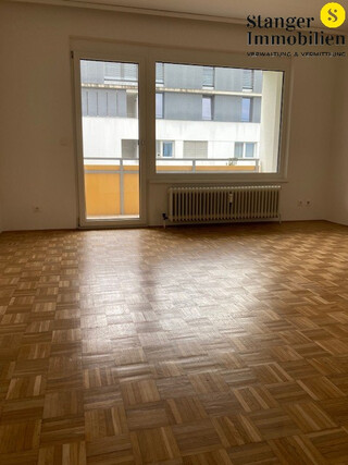 HÖTTING-Schneeburggasse 
ruhige 2-Zimmer-Wohnung mit Balkon
