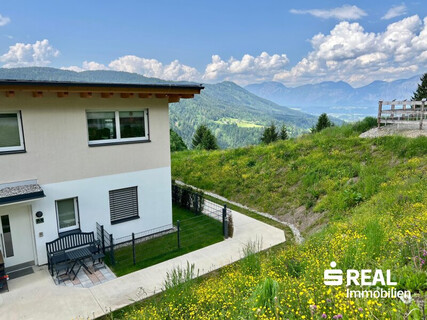 Neuwertiges modernes Reiheneckhaus mit traumhaftem Ausblick und sensationellem Preis zu verkaufen!