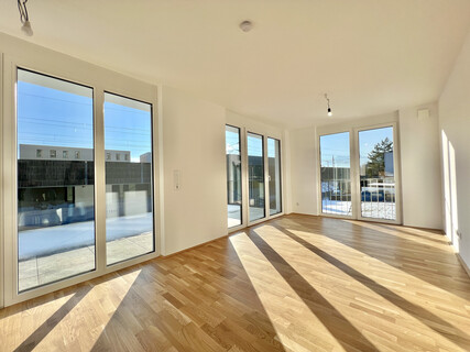 Perfekte 2 Zimmer Terassenwohnung inkl. Garagenplatz