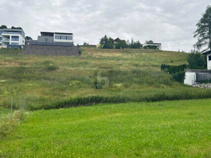 PREISHIT! - ATTRAKTIVE HANGLAGE MIT VIEL POTENZIAL