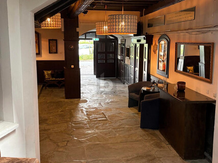 VOLL AUSGESTATTETES TRADITIONSGASTHAUS