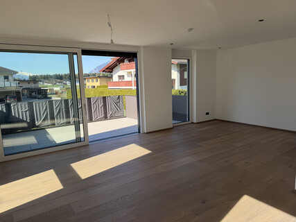 Neue Doppelhaushälfte