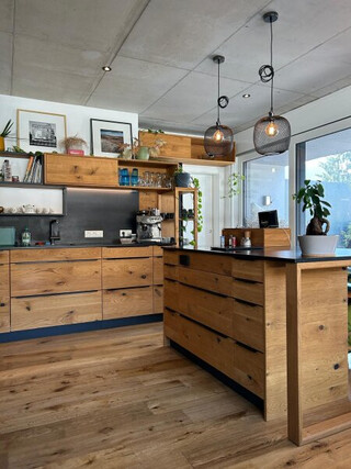 Moderne 2-3-Zimmer-Dachgeschosswohnung mit großzügiger Terrasse in Kufstein – Ruhe & Lebensqualität