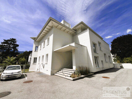 NAHE Innsbruck: Modern-alpine, ca. 150 m² große, klimatisierte Dachgeschosswohnung mit 2 Dachterrassen zu mieten!