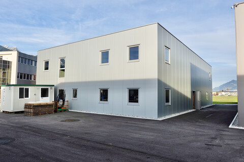 Neubau I Gewerbehalle