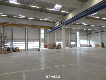 Zwei neue bzw. neuwertige Gewerbehallen gelangen im Gewerbegebiet von Wattens zur Vermietung - auch einzeln anmietbar