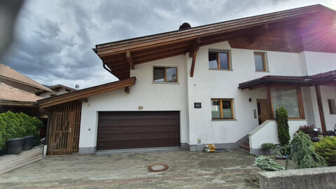Doppelhaushälfte in Vomp:,Garten, Balkon, Terrasse, Garage – Ihr Traumhaus wartet!