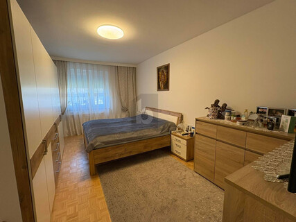 STILVOLLES WOHNEN IN ZENTRALER LAGE ? INKL. BALKON & MÖBLIERUNG