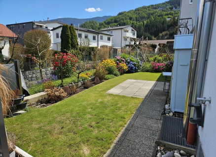 Moderne Maisonettenwohnung mit Wintergarten, Garten und Terrasse mit Whirlpool