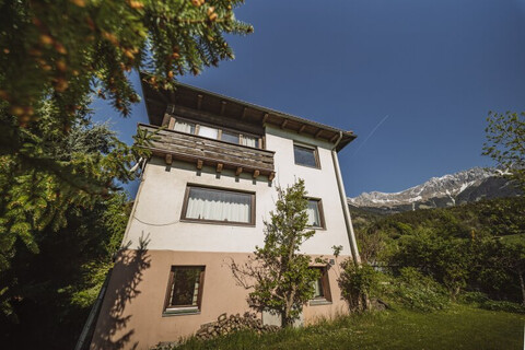 Innsbruck-Hötting, Traumgrundstück in Hanglage mit 360° Blick