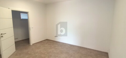 STYLISCH - EIGENER AUFGANG - BALKON