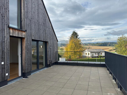 PENTHOUSE MIT 48 M² SONNENTERRASSE UND TRAUMHAFTEM AUSBLICK