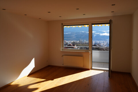 Charmante 3-Zimmer-Wohnung mit Alpenblick und Top-Ausstattung in IBK-Arzl