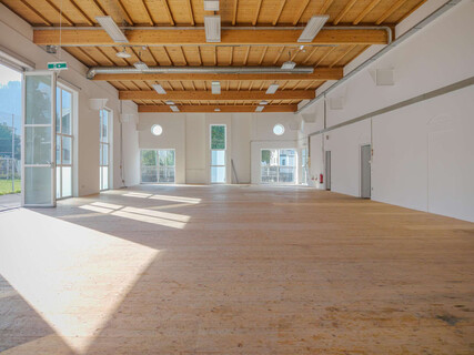 Produktionshalle in Hall