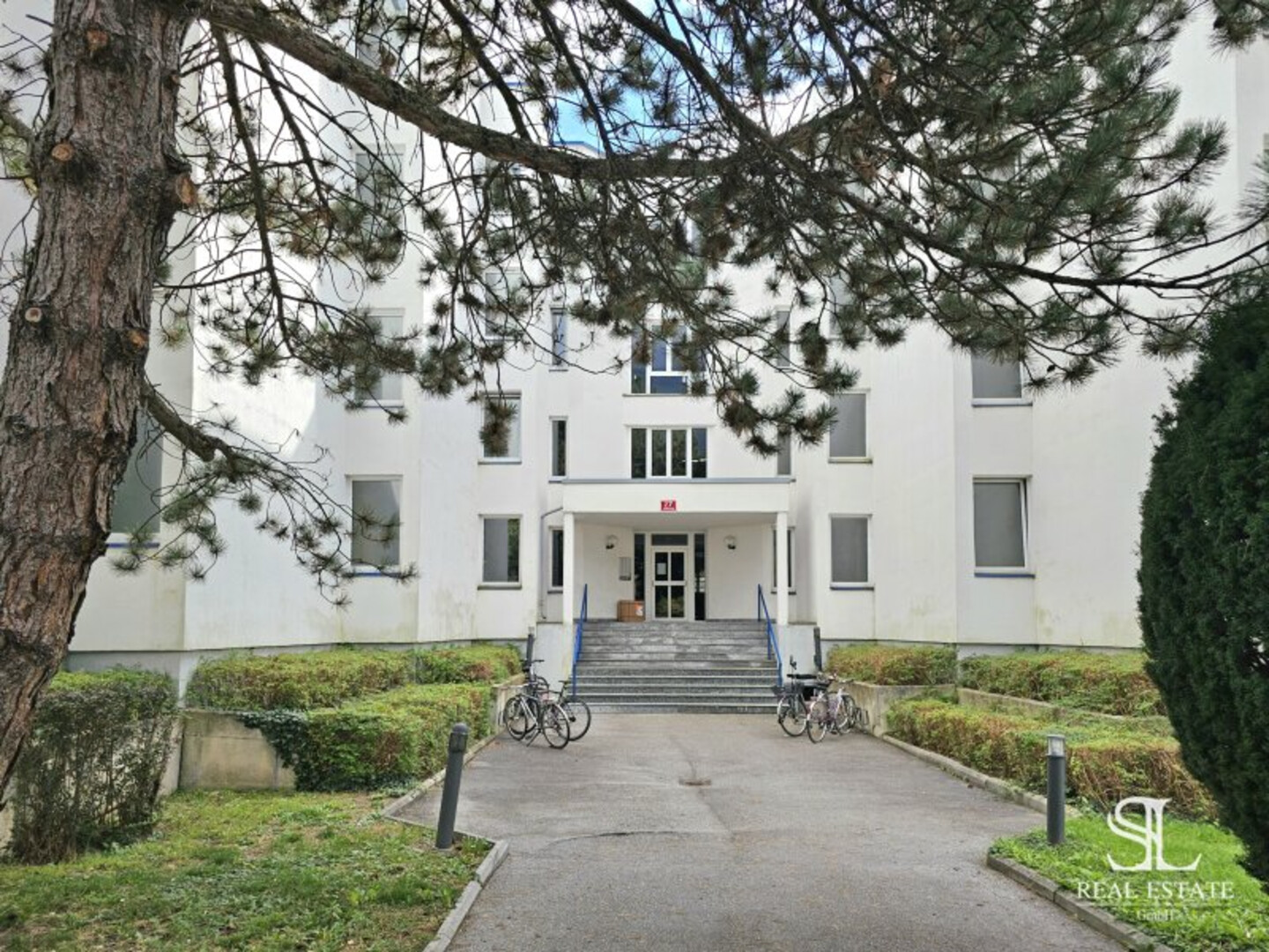 Gemütliche 1-Zimmer-Wohnung mit Loggia in Innsbruck