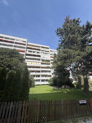 JENBACH - Sonnige, modernisierte 3 Zi.-Wohnung mit westseitiger Loggia zum Verkauf