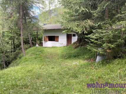 Für Sanierungskünstler: Hütte mit Freizeitwohnsitz zu verkaufen