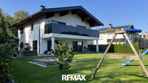 Modernes Einfamilienhaus mit Sauna, Südterrasse und Garten