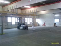 Idealkombination Halle, Büro, Freifläche