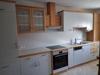 Schöne Dreizimmerwohnung möbliert, zentral gelegen
