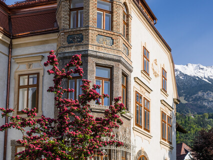 Villa Viktoria - Wohnen im Saggen - Exklusive Altbauwohnung