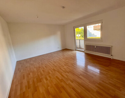 Helle & zentral gelegene 2-Zimmer-Wohnung mit Tiefgarage – Erstbezug nach Renovierung
