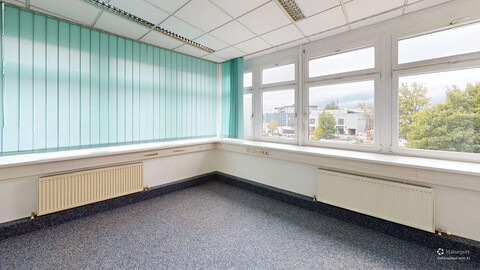 spitzen Kombination - Büro mit Lager/Produktion im Gewerbepark Rossau