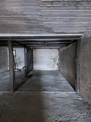 Tiefgaragenstellplatz versperrter in Hötting/Allerheiligen zu vermieten