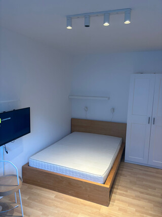 Garconniere mit Abstellplatz in ruhiger Lage für eine Person