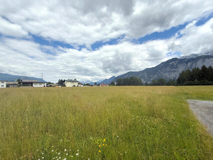 Baugrundstück in bester Sonnenlage von Götzens – Ein Traumgrundstück wartet auf Sie!