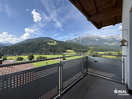 Charmante 3-Zi-Wohnung mit 2 Balkonen & Carportplatz in Söll - Zur Miete